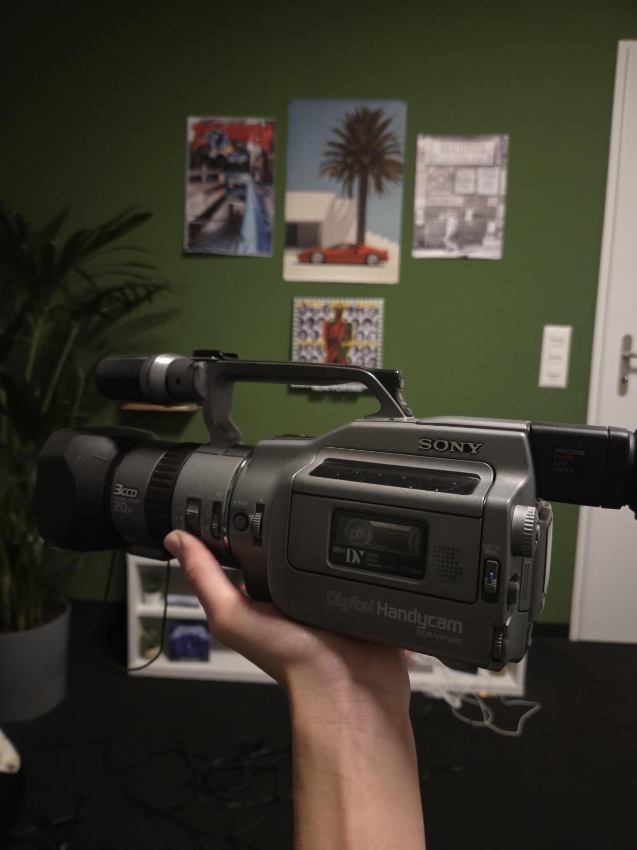 Tapeless Sony VX1000